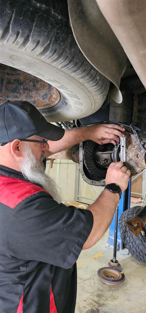 Differentials: Function, Maintenance, and Signs of Failure